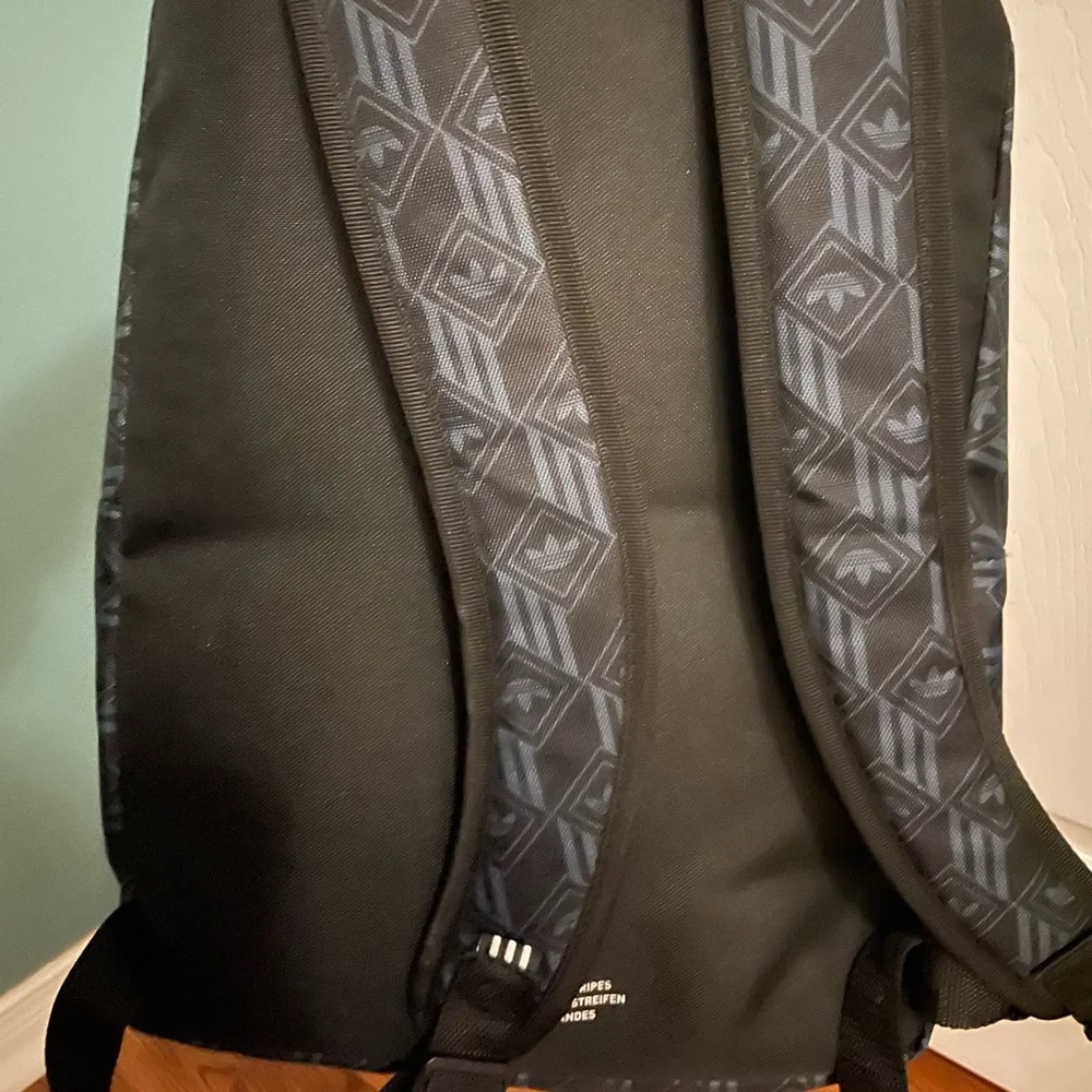 Adidas Navy Patterned Backpack - Picture 3 of 4